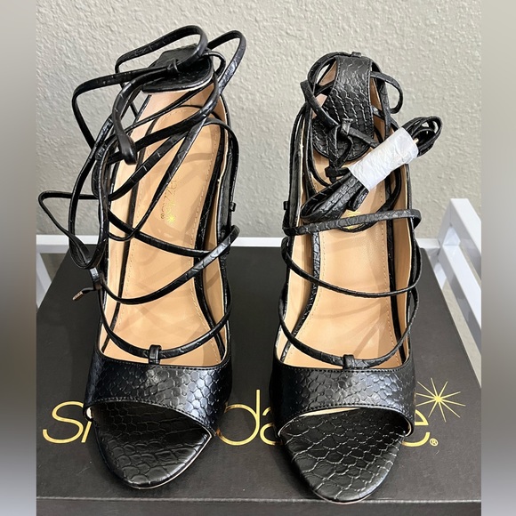 Embellished stilleto sandal with wraparound styling. - Picture 5 of 7